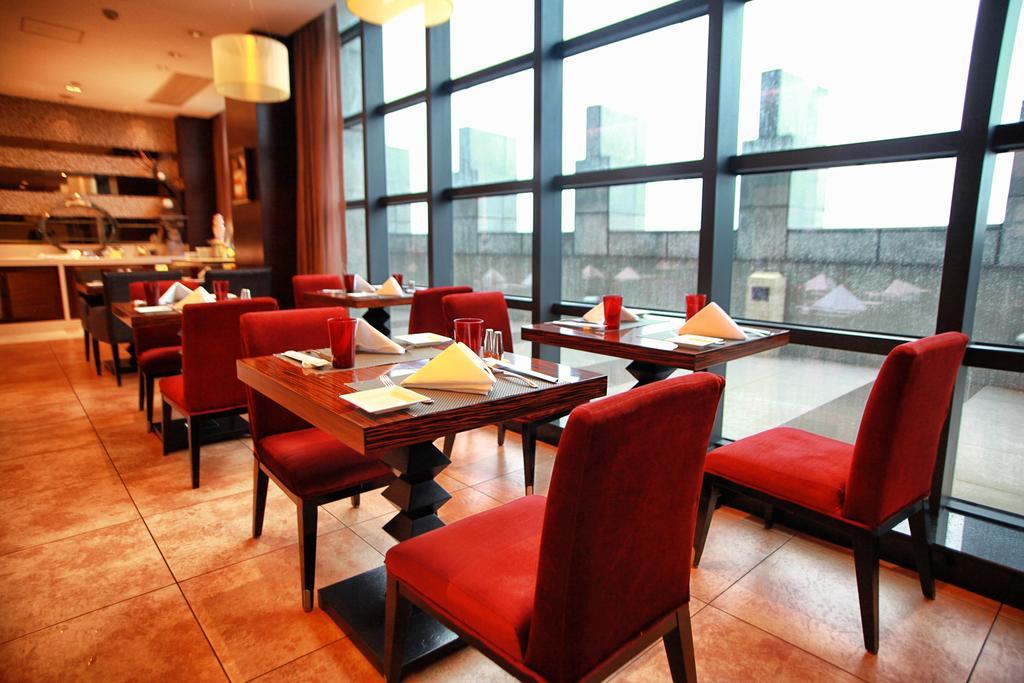 Swissotel Foshan, Guangdong - Free Shuttle To Canton Fair Exterior photo